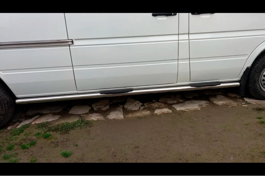 Volkswagen LT 1995-2006 Seitliche Rohre (2 Stk., Edelstahl) Langer Radstand, Ø60 Foto 3