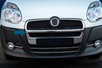 Fiat Doblo II 2010-2022 Kühlergrill Blenden (2010-2015, komplett, Edelstahl) Carmos - Türkischer Edelstahl Foto 3