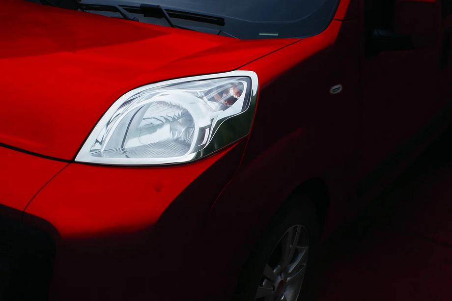 Fiat Fiorino/Qubo 2008-2024 Scheinwerferblenden (2 Stk, Edelstahl) Carmos - Türkischer Edelstahl Image