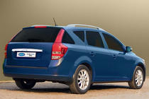 Kia Ceed 2007-2012 Chromleiste über dem Kennzeichen (SW, Edelstahl) Foto 2