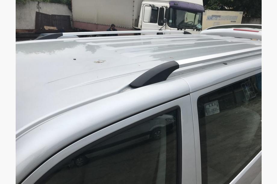 Volkswagen T5 Transporter 2003-2010 Dachreling Chrom Kurze Basis, Kunststofffüße Foto 4