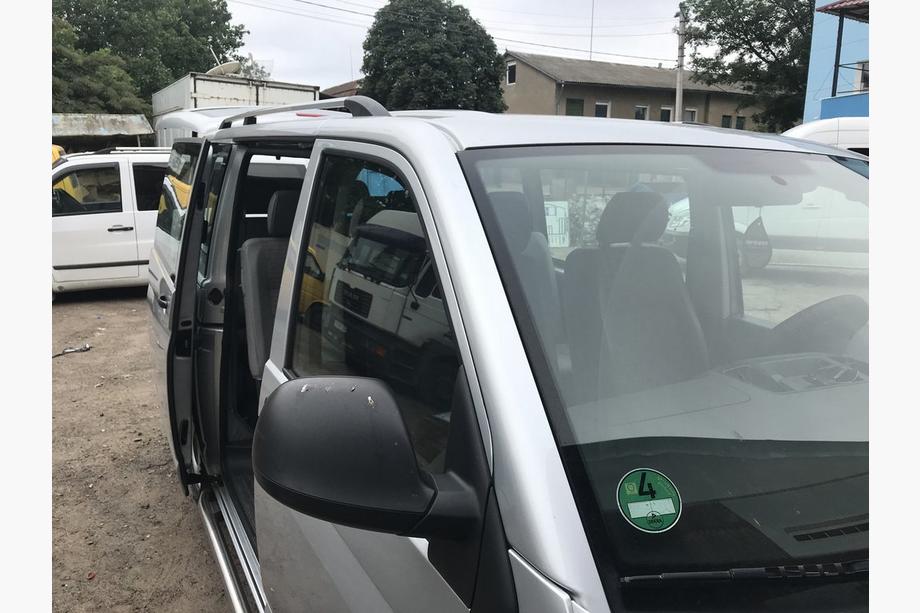 Volkswagen T5 Multivan 2003–2010 Dachreling Chrom Kurze Basis, Kunststofffüße Foto 2