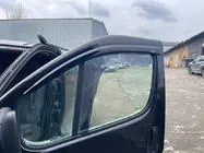 Opel Vivaro 2001–2015 Windabweiser (2 Stk, Niken) Foto 3