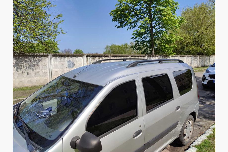 Dacia Logan MCV 2004-2014 Dachreling Schwarz Foto 2