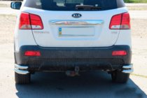 Kia Sorento II XM 2009-2014 Hintere doppelte Eckschutzrohre AK003-Doppelt (Edelstahl) Foto 6