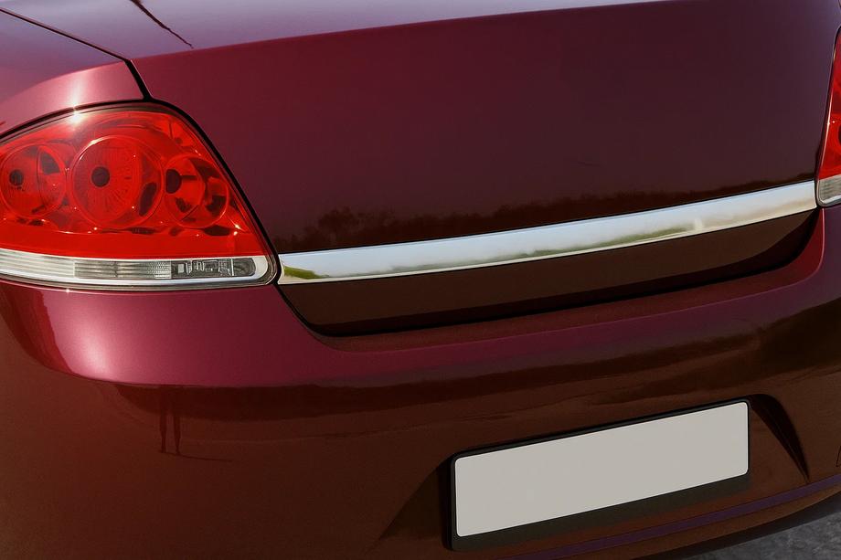 Fiat Linea 2006-2018 Kofferraumdeckel Leiste 2006-2012 Edelstahl Ohne Schlüsselloch Foto 3