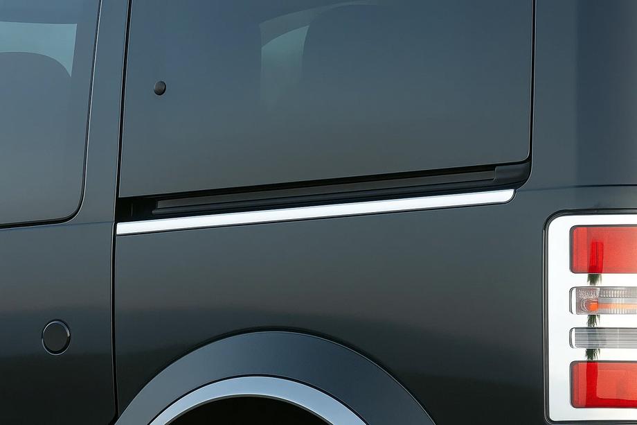 Ford Connect 2006–2009 Edelstahl Zierleiste unter Schiebetür Image