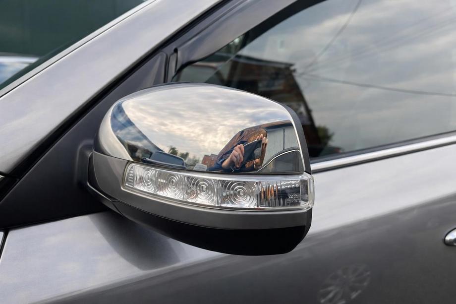 Kia Sorento II XM 2009-2014 Spiegelabdeckungen Chrom (2 Stk) Chrom Kunststoff Image
