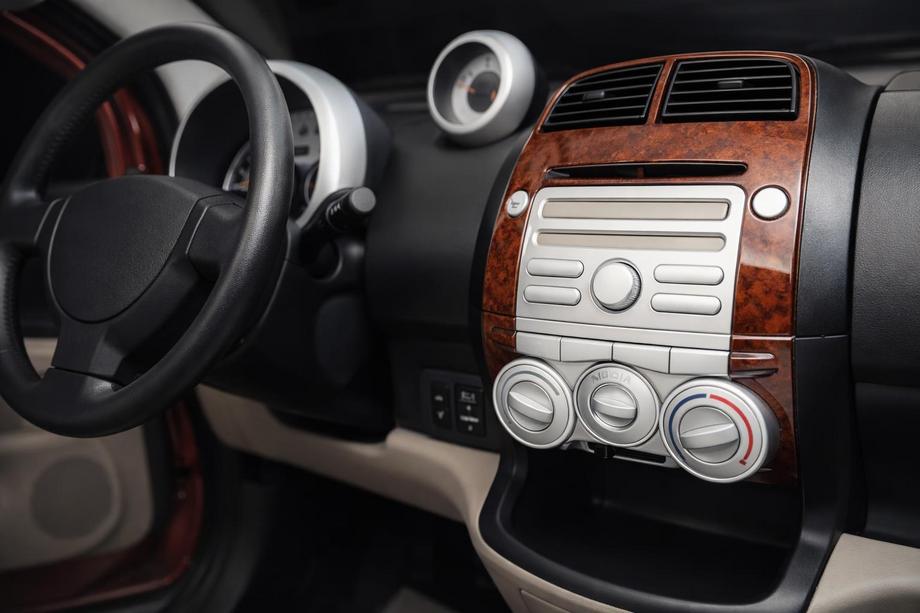 Daihatsu Sirion 2005-2015 Armaturenbrett Abdeckungen Carbon Image