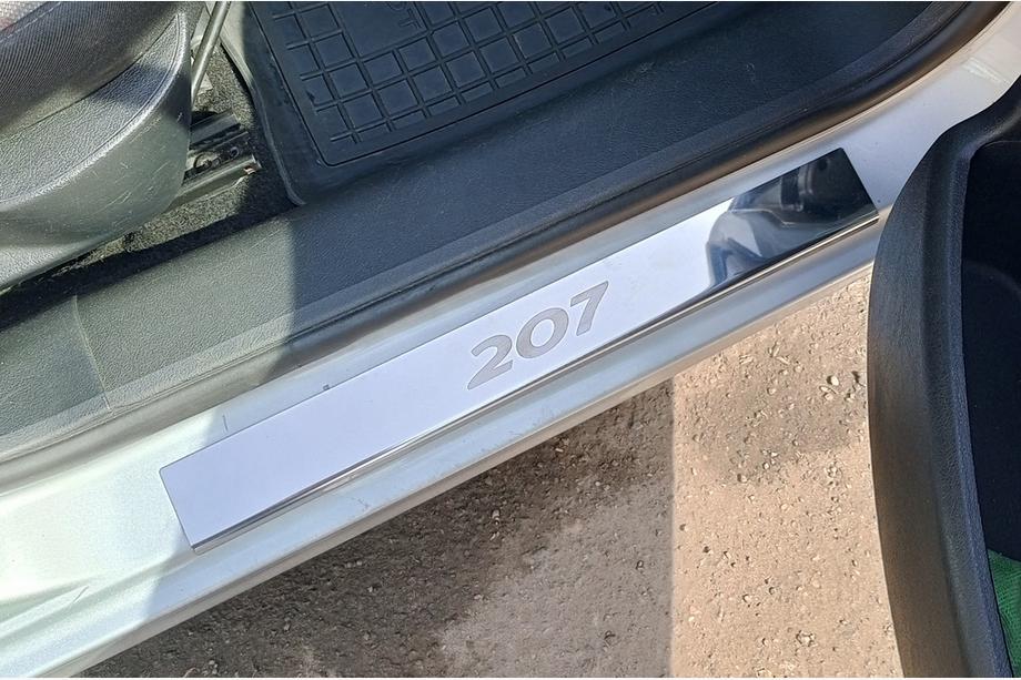 Peugeot 207 2006–2014 Einstiegsleisten Carmos (4 Stk, Edelstahl) Image