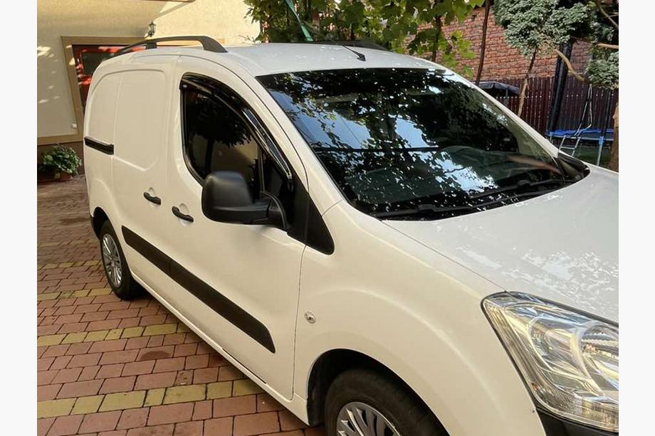 Peugeot Partner Tepee 2008-2018 Dachreling Schwarz Kunststoff-Fuesse Foto 3