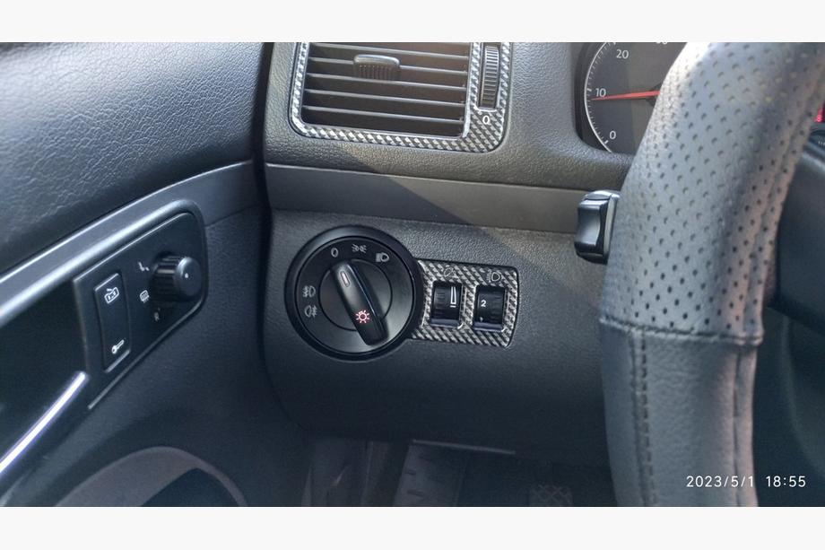 Volkswagen Touran 2003-2010 Armaturenbrett Abdeckungen Foto 14