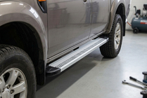 Mazda BT-50 2007-2012 Seitenschweller Maya V2 (2 Stk., Aluminium) Foto 1