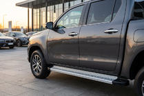 Toyota Hilux 2015- Seitenschweller Maya V2 (2 Stk., Aluminium) Foto 1