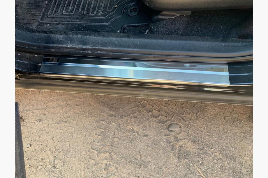 Toyota Rav 4 2013-2018 Einstiegsleisten Abdeckungen Nataniko (4 Stk., Edelstahl) Foto 8