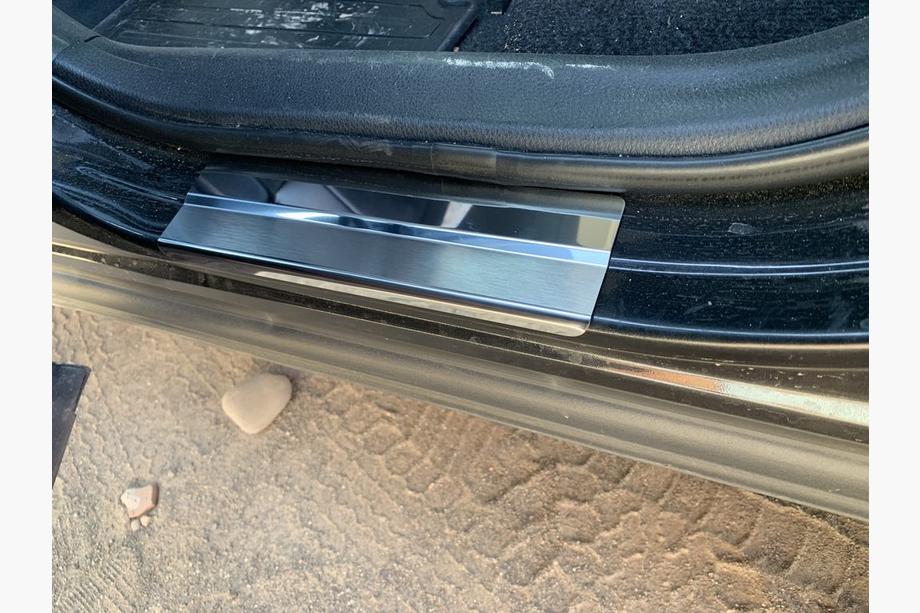 Toyota Rav 4 2013-2018 Einstiegsleisten Abdeckungen Nataniko (4 Stk., Edelstahl) Foto 10