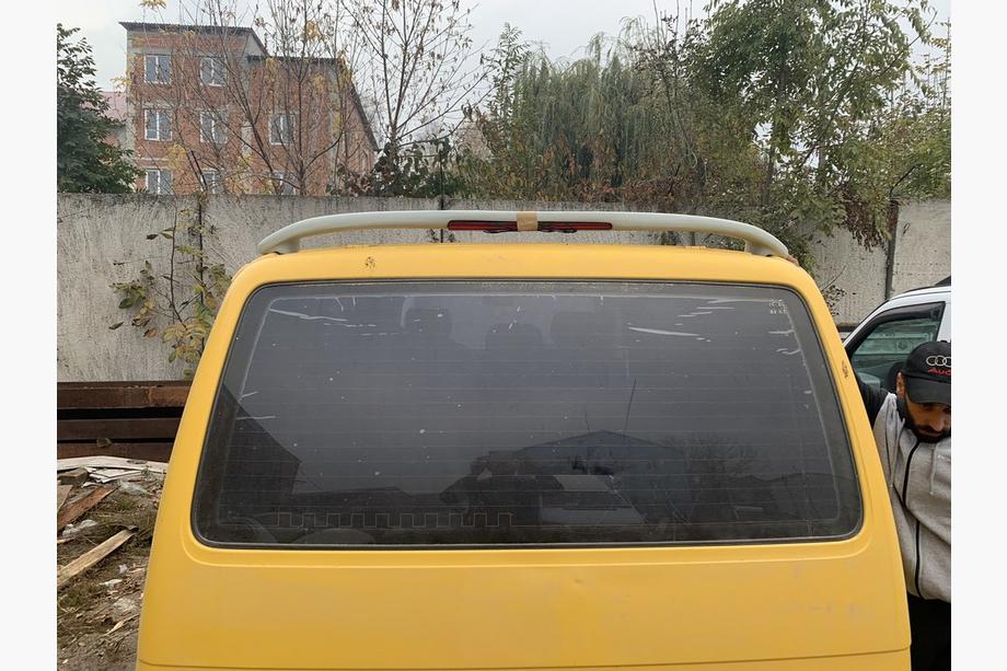 Volkswagen T4 Transporter 1990-2003 Dachspoiler Isikli (grundiert zum Lackieren) Foto 5