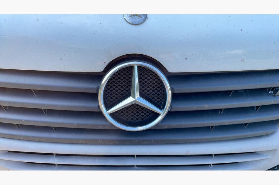 Mercedes Sprinter W901/902/903/904/905 1995–2006 Frontemblem (Türkei, 18cm) Foto 4
