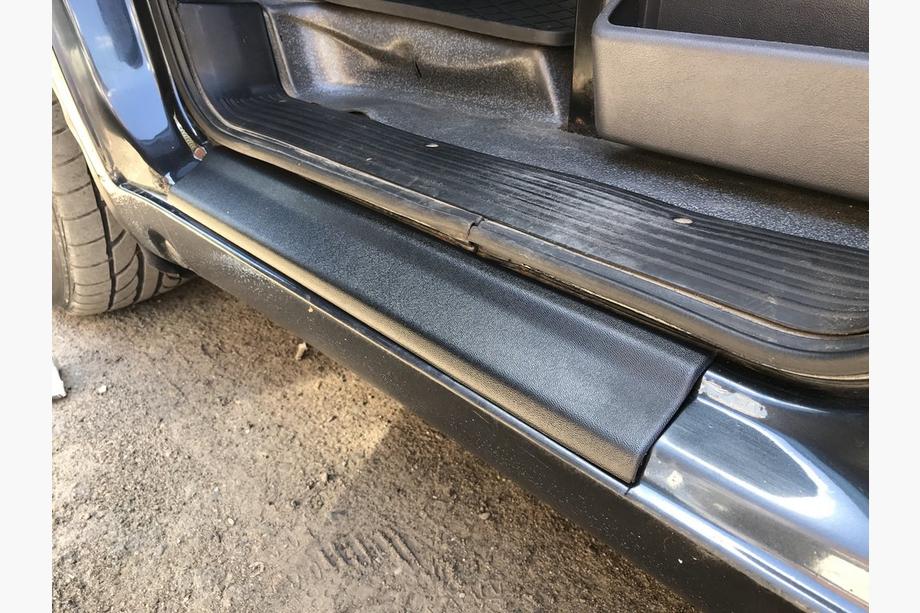 Mercedes Vito W638 1996-2003 ABS Einstiegsleisten Abdeckungen (2 Stk, Kunststoff) Matt Foto 5