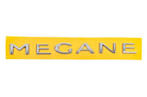 Renault Megane III 2009-2016 Schriftzug Megane 908897337R (270mm x 25mm) Foto 3
