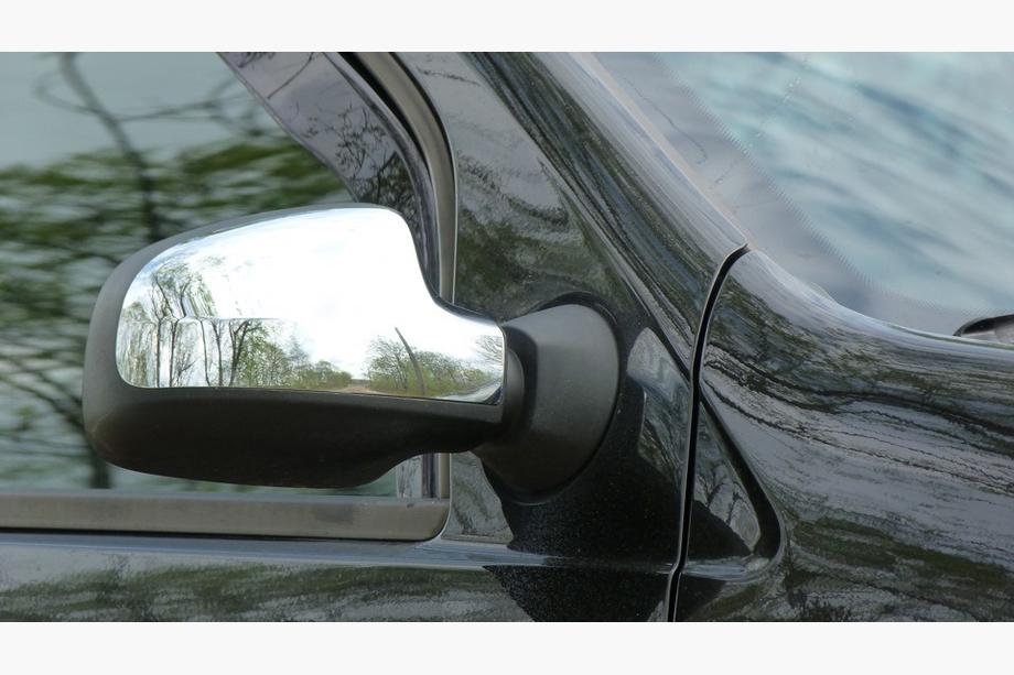 Renault Duster 2008–2017 Chrom Spiegelabdeckungen OBERTEILE Variante 2 (2Stk) Image
