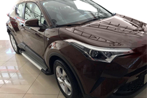 Toyota C-HR 2016-2023 Trittbretter Allmond Grey (2 Stk., Alu) Foto 1