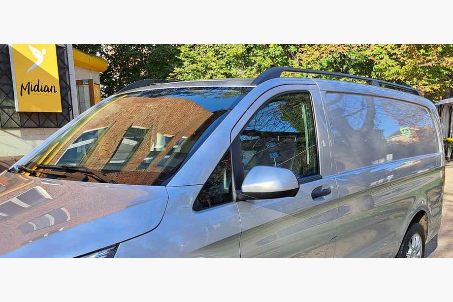 Mercedes Vito/V-class W447 2014- Schwarze Dachreling ELITE (Kunststofffüße) Kurzer Radstand (SHORT) Foto 17