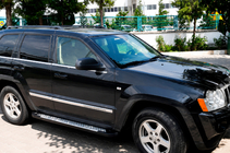 Jeep Grand Cherokee WK 2004-2010 Trittbretter Allmond Grey (2 Stk., Aluminium) Foto 1