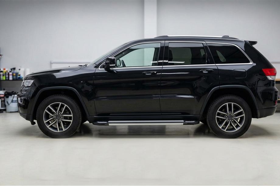 Jeep Grand Cherokee WK2 2010-2021 Trittbretter Rainbow (2 Stk., Aluminium) Image