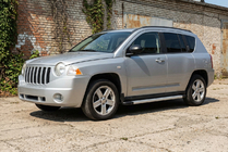 Jeep Compass 2006-2016 Seitenschweller Maya V2 (2 Stk., Aluminium) Foto 1