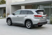 Toyota Highlander 2013-2019 Trittbretter Allmond Black (2 Stk., Aluminium) Foto 1