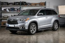 Toyota Highlander 2013-2019 Trittbretter Maydos V1 (2 Stk., Aluminium & Edelstahl) Foto 1