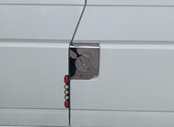 Volkswagen T4 Transporter 1990-2003 Tankabdeckung mit Logo (Carmos, Edelstahl) Foto 2