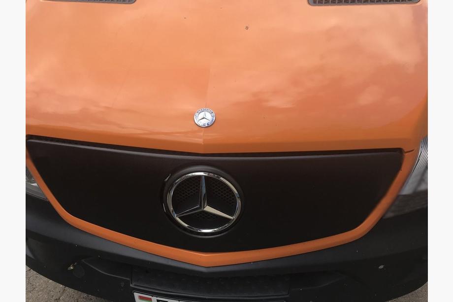 Mercedes Sprinter W906 2006–2018 Winterabdeckung für Kühlergrill V1 (2013↗) Foto 5