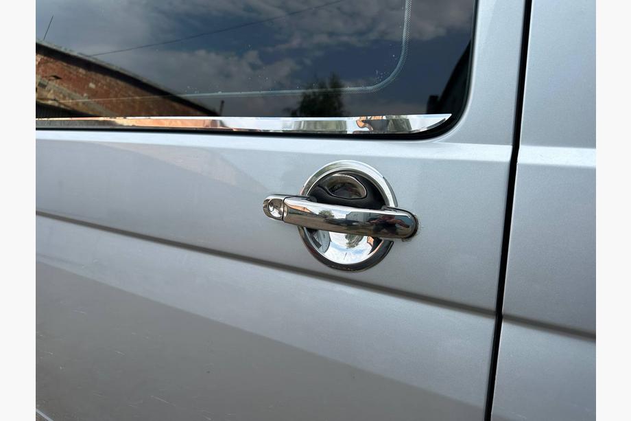 Volkswagen T5 Caravelle 2004-2010 Edelstahl Unterlagen für Türgriffe Carmos - Türkischer Stahl, 4 Stk Image