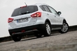 Die Bekanntschaft mit der aktualisierten Crossover Suzuki SX4 S-Cross Foto 2