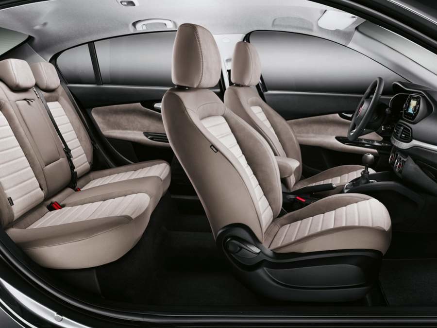 Übersicht der Limousine Fiat Tipo