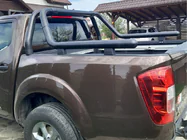 Nissan Navara/NP300 2016- Überrollbügel für Karosserie (schwarz) Foto 6