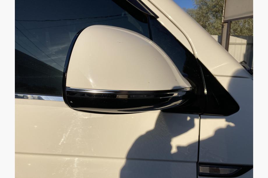Volkswagen T6 2015-2024 Spiegelblenden Edelstahl (2 Stk.) Image
