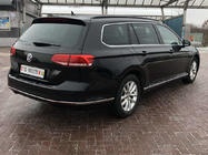 Volkswagen Passat B8 2015-2023 Edelstahl Ladekantenschutz hinten SD/SW (3 Stk) OmsaLine - Italienischer Edelstahl Foto 3