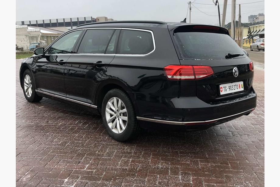 Volkswagen Passat B8 2015-2023 Edelstahl Ladekantenschutz hinten SD/SW (3 Stk) Foto 2