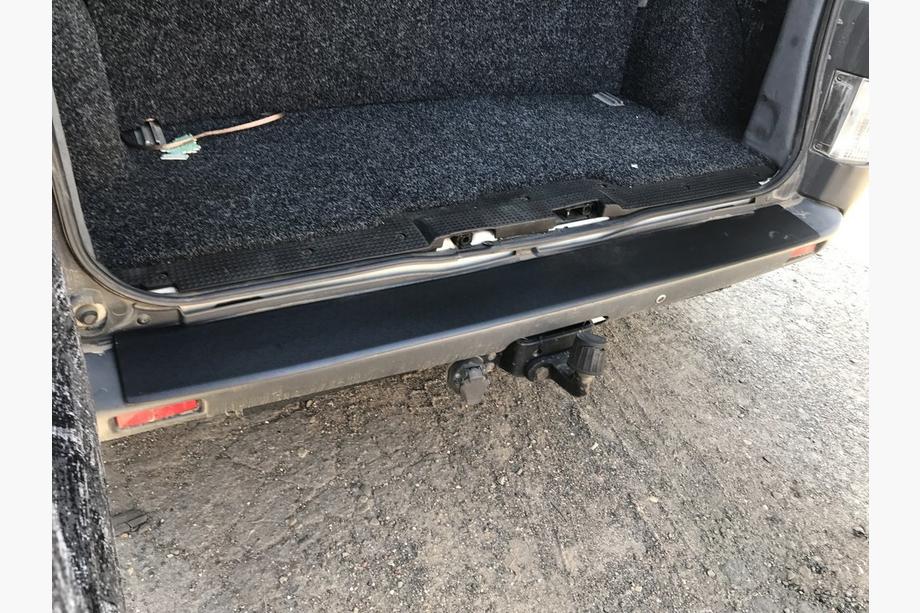 Nissan Primastar 2002-2014 Heckstoßstangenabdeckung DDU (ABS) Foto 6