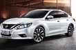 Übersicht der Limousine Nissan Teana Foto 1