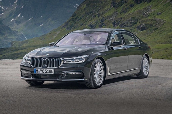 BMW erweitert die siebente Reihe von Hybrid-Modellen