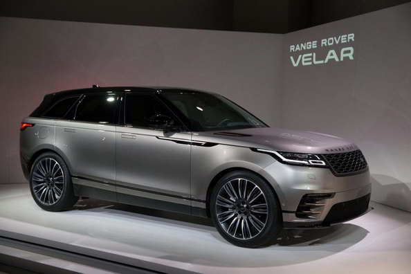 Überprüfung des neuen SUV Land Rover Velar