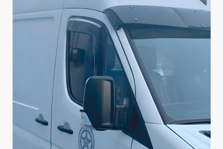 Mercedes Sprinter W906 2006–2018 Windabweiser zum Kleben (2 Stk, HIC) Foto 8