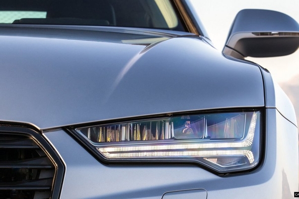Verbessern Licht der Scheinwerfer auf Audi