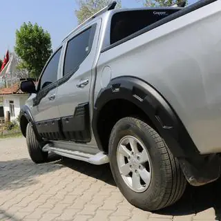 Radlaufverbreiterungen V2 (2015-2019, EuroCap) Mitsubishi L200 2015-2024 Foto 2
