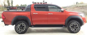 Toyota Hilux 2015- Kotflügelverbreiterungen (2015-2020, ABS, zum Verschrauben) Foto 12