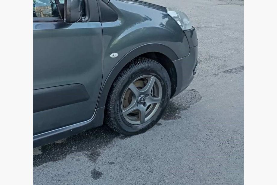 Citroen Berlingo 2008-2018 Radlaufverbreiterungen (4 Stk, schwarz) 2 Seitentüren, Metall Foto 4